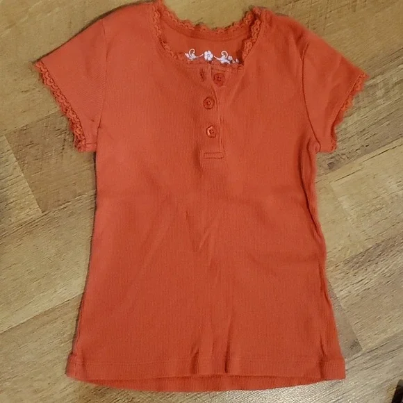 Children's Place Girls Orange Ribbed Short Sleeve Shirt w‎ Striped Skirt Size 5 - Picture 5 of 10